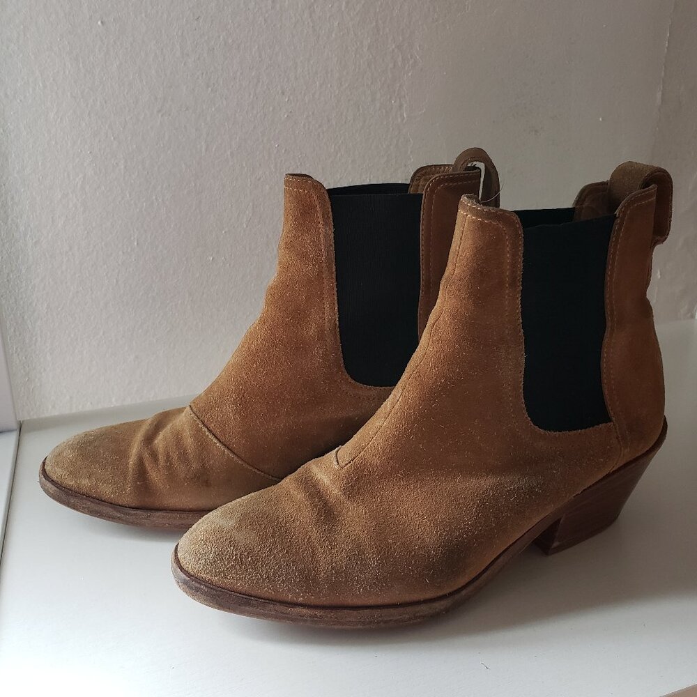 rag & bone golden suede Chelsea boots, size 36.5